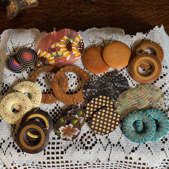 Colorful Wooden and shell Earrings Sets - Picture 1 of 14